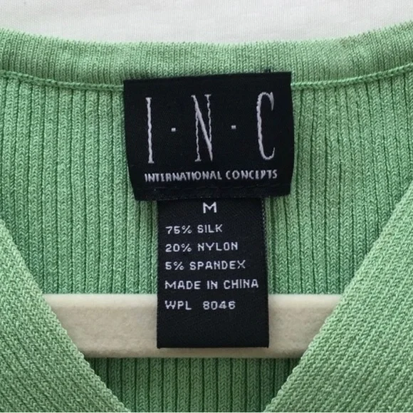 INC Green Stretch Sleeveless Tank Top - Size Medium - Picture 3 of 3